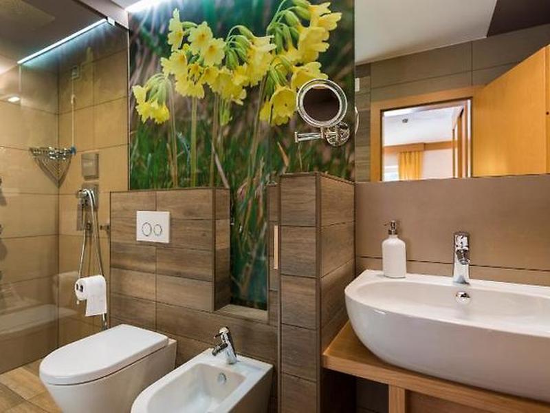 D554A18B951357C54558D1510B0D9AB2