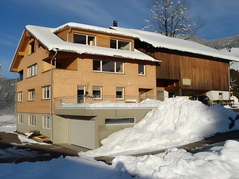 E219AC966004271810EE1971D2164315