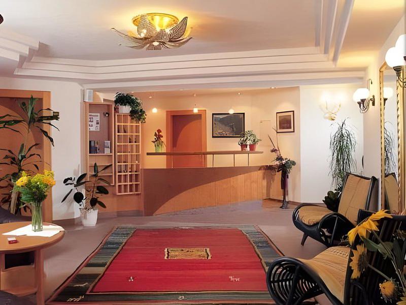 07AFD4198AC9E0AB9328B5D725D16DFD