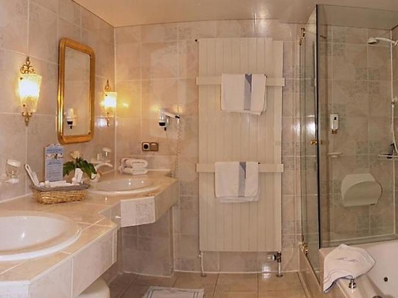 8B802C4259D64D38DFF8346D1312CDFD