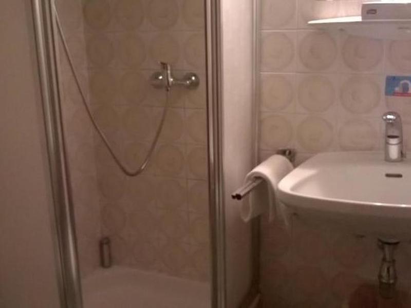 B03D4B728B78B3995A8F12E8ADA6AEAB