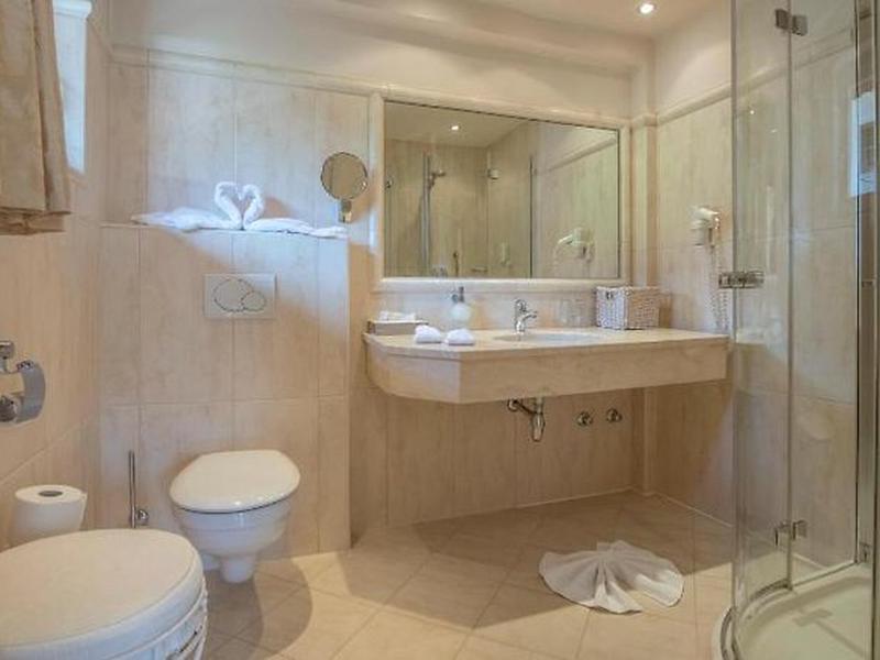 94F87411493B10DF1F41653F80EB9B1E