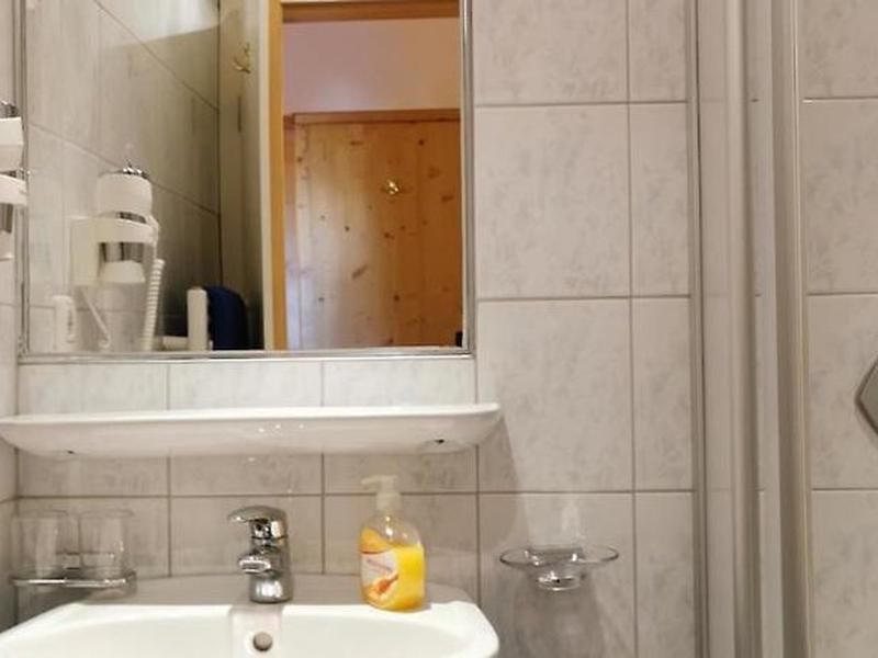 C0B3D6BBEE91B2305DA57586C23A6F2F