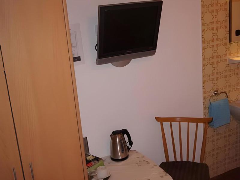 0D1CD2C95D9CB5D8521940DD6DE45A47