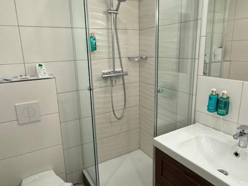 F1252BE5E0FA871681889542B78411E8