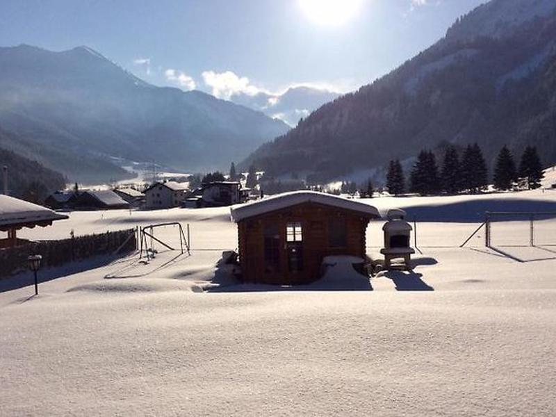 569CC09EEC025666228502B3160EEC4C