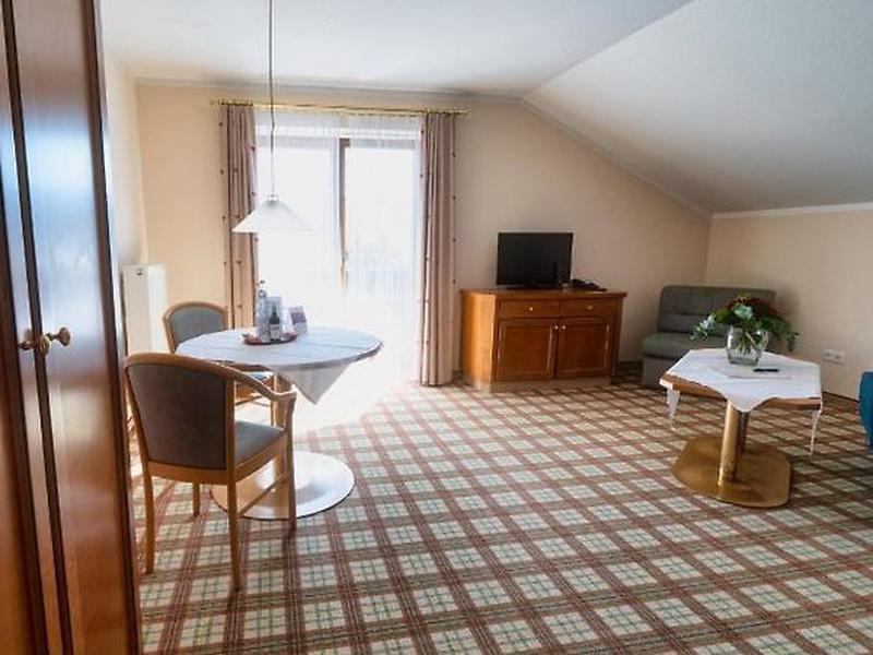 B2AFE24FE292EB7B6D185D6A5461F1D6