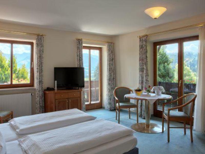 28154CEECD82BE1BC0530430E27BB2E9