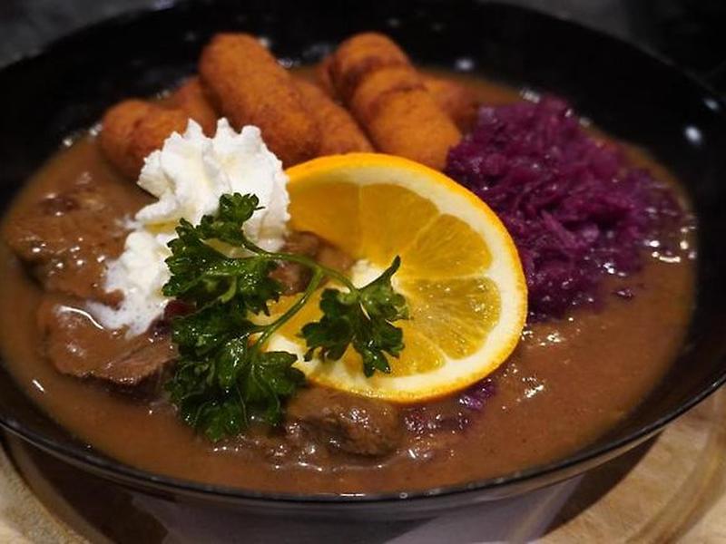 E93EC5878F0563B997522BD626C955D6