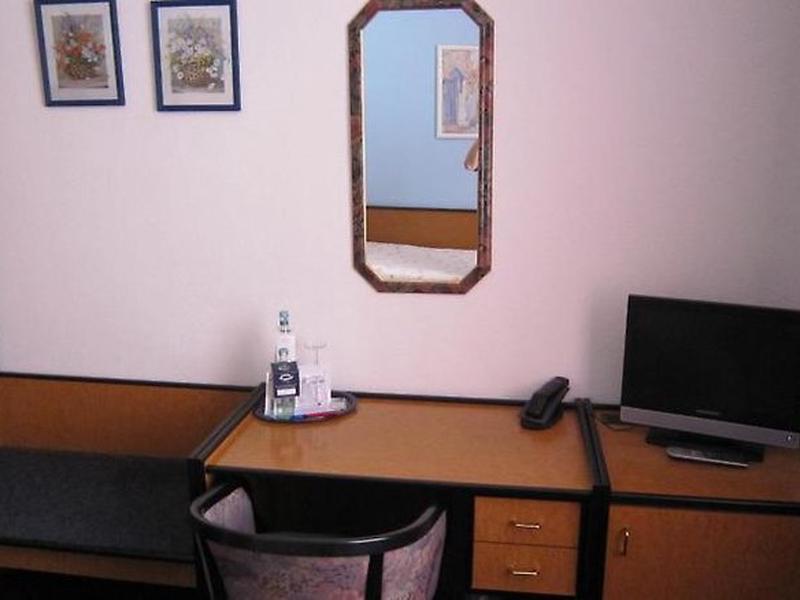 C240C982EE0E6161710602D22AA4AEB5