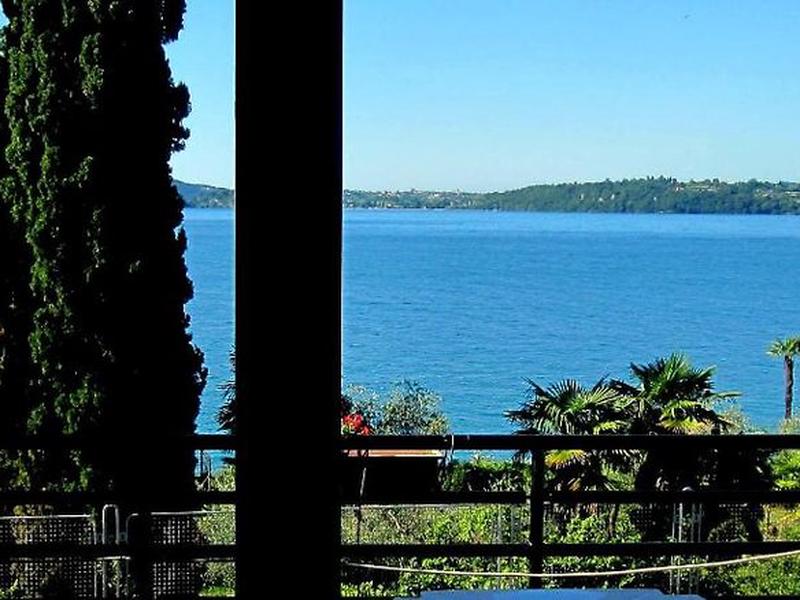 F7B176EF3C9FF7F47D67EA5318FFC62B