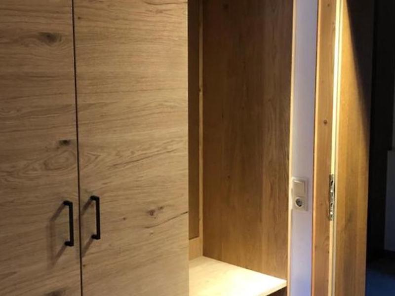 F2C3EEF1E9F26A79053F6902F825D562