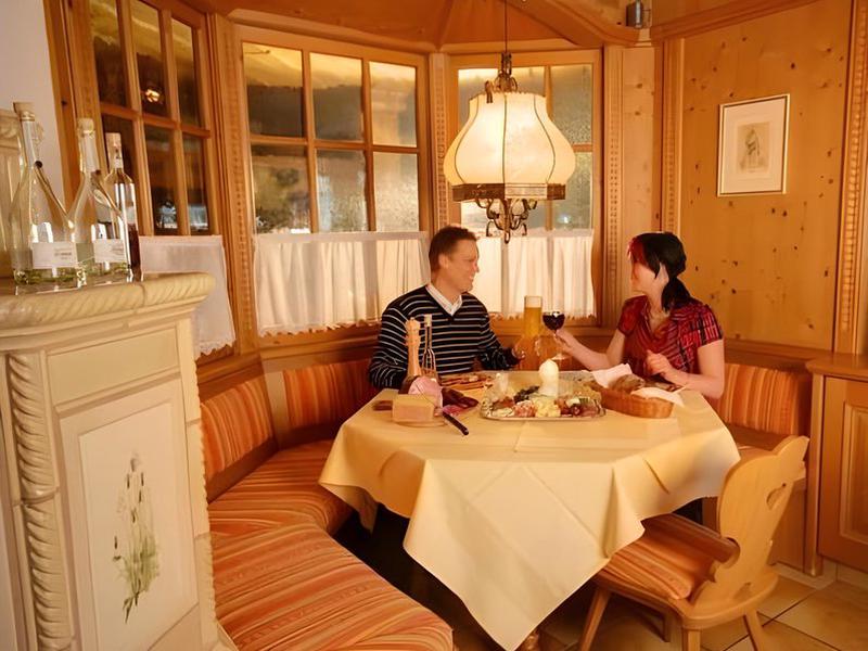 B1E3622733274739737DC90D7F8CD027