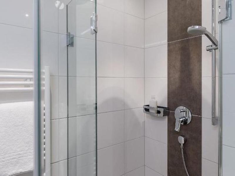 C8EED98965CA03C6EA21E856BADCCC0D