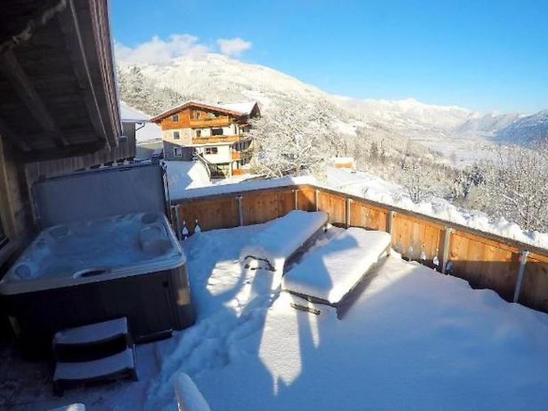 80D91C0441A6A9E7BAF256B17EE72846