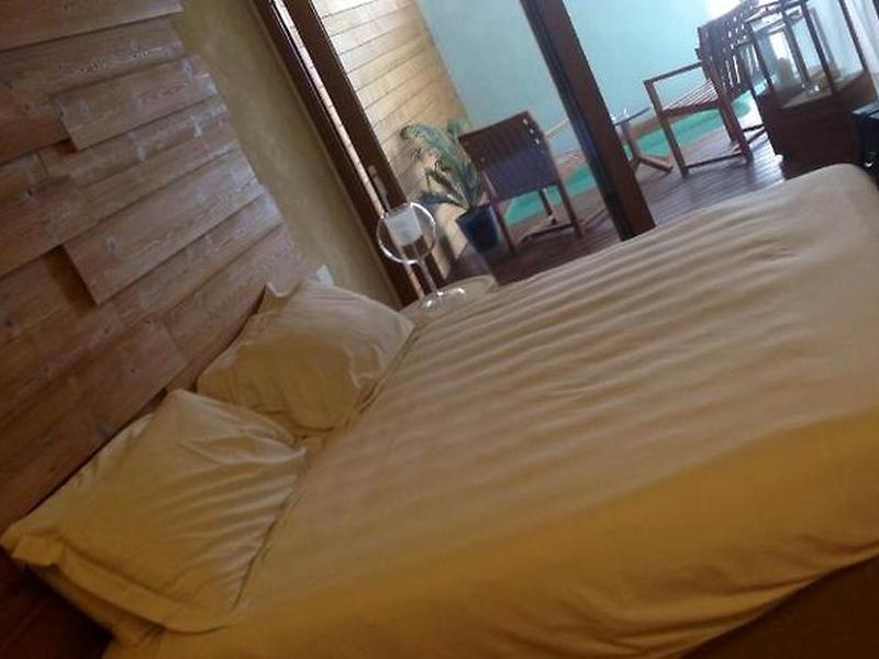 22BD9DCE356E89AAD043484AD34C52E5