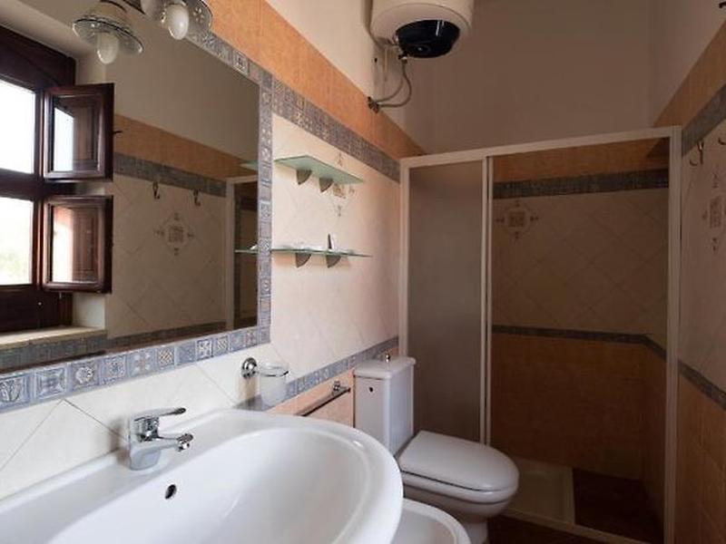 37ACA96497565B3E8148F1274A1A252E