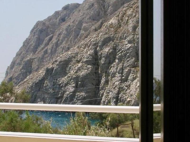 41C6778E33970773E17FDAAB5338A7BB