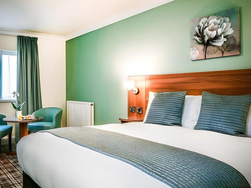 DA28F44E3761DAA7D10CF7C2A7F082A1