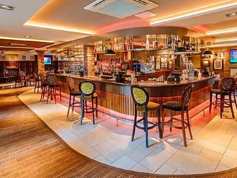 DE10B44E8D51FA3A2DEBFAF1C44A2333