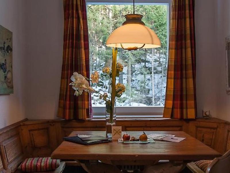 E14F382F29D17591D527D3E84F6109FB