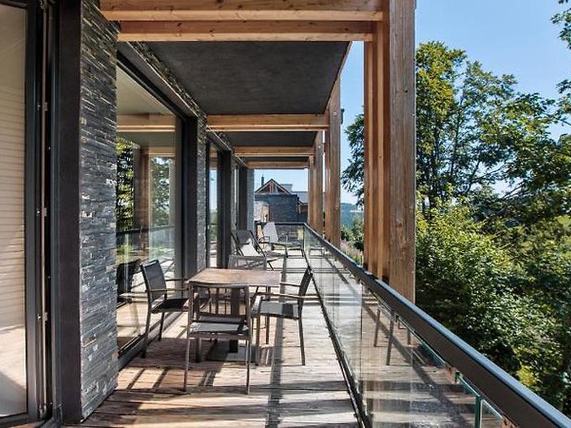 B7035F0922A4F667DD16A48E47364DEB