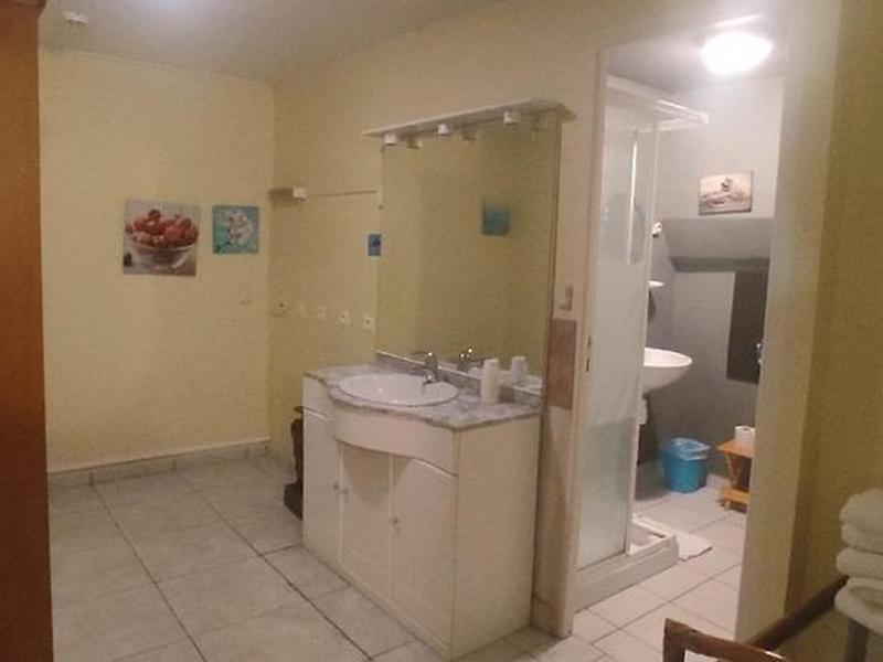 6A699044C2A422412D61DAA2D5A4A584