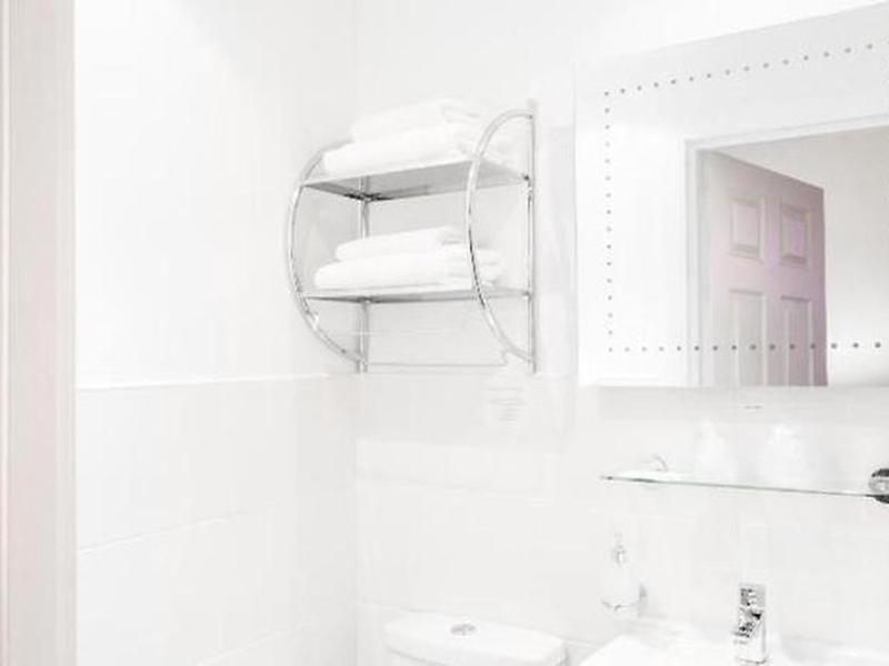 6961FC088547CAA14C02F9D719938A4B