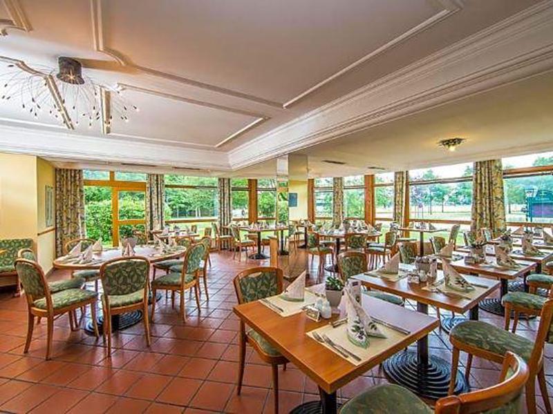 258E2F8ADAC41AAA26924D48665F942D