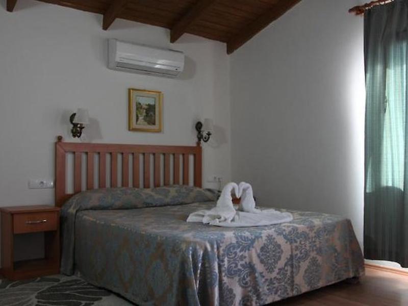 927BF66B31AE2229736E3B9B44C41258