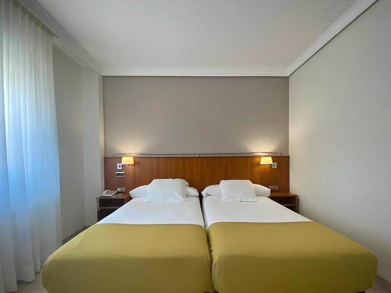 E61103DEC210BAD72C6CB2AF14530F4D