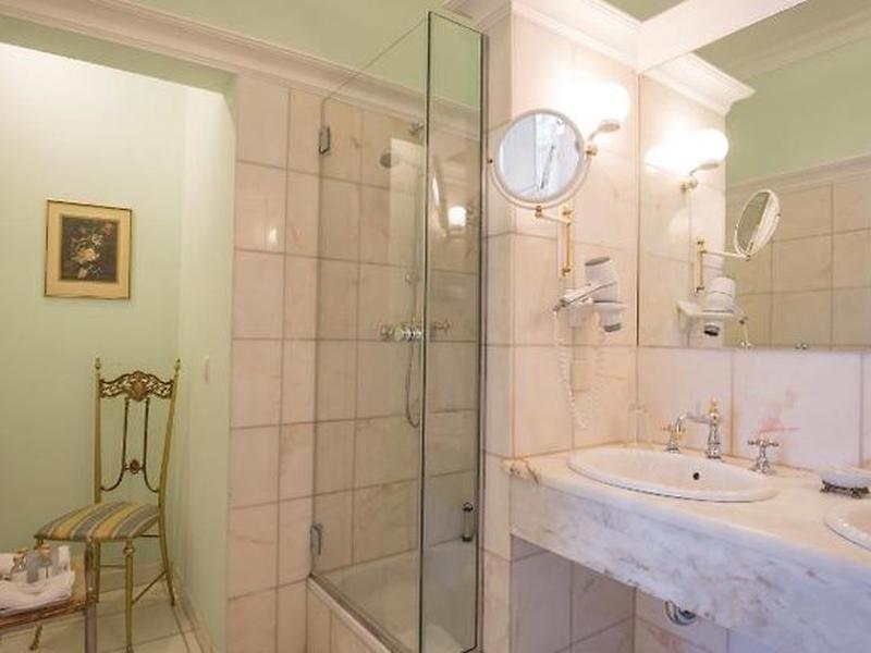 9C4B3D6E28B98E4ED85309FAE34E3C86