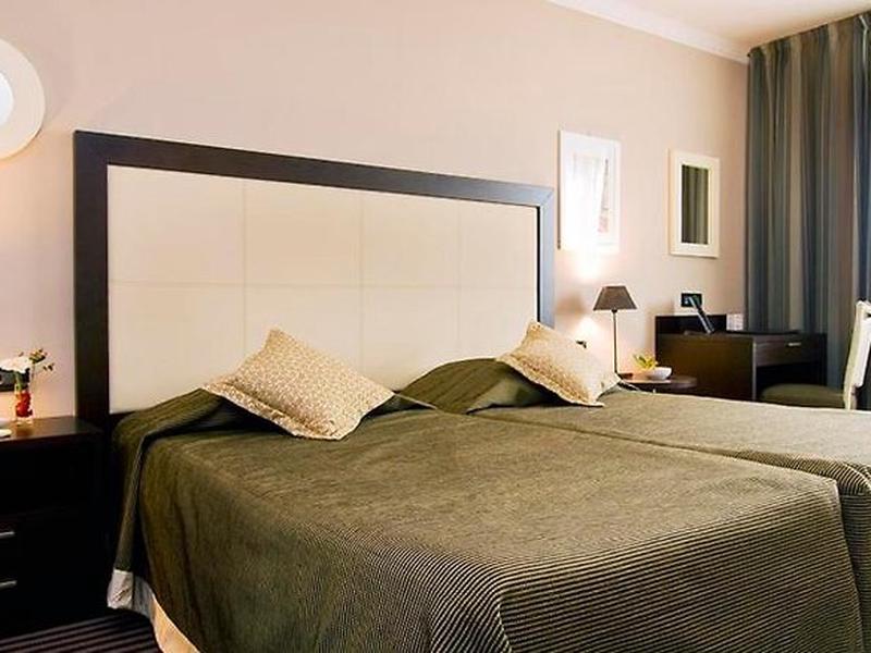 D77D3C57CC544A93884AA080DCC4D1A0