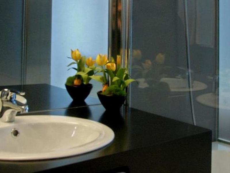 82F576555B30779C2985ACE0A8E5169C