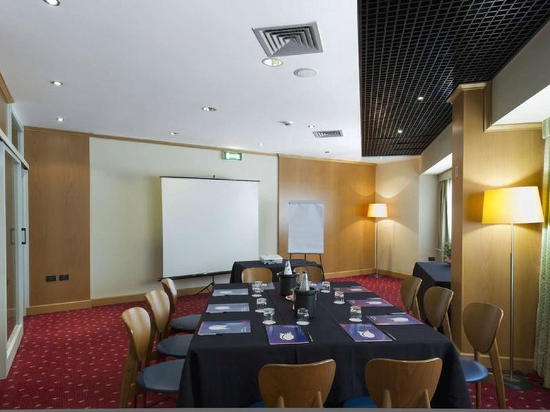 8CECB7E835FB6F6A2EEAD575FAFA7090