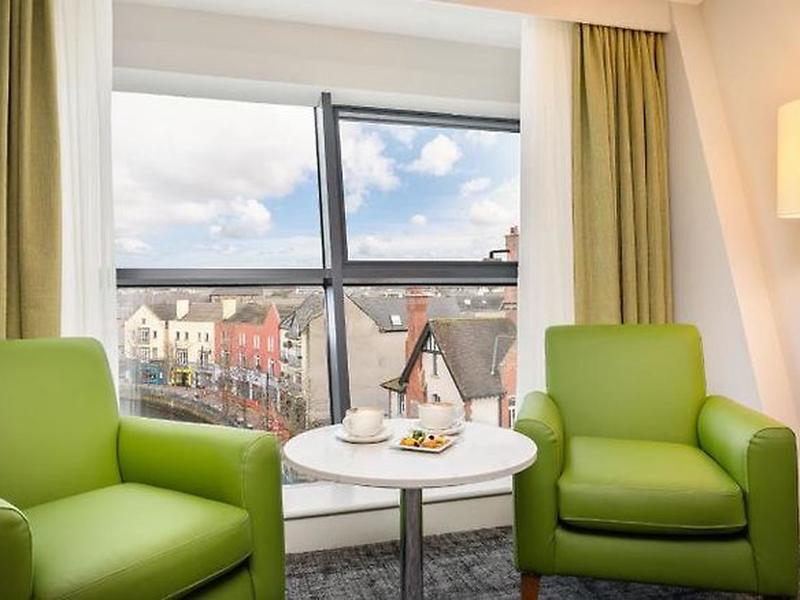 A944C597E6F953F6AFDD3D48AB92DF8E