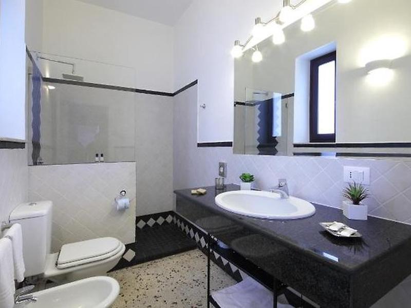 020F00A18D8761FAF7415681084C2B78