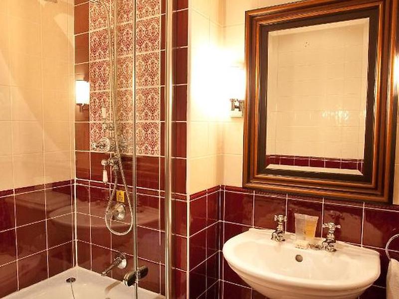 E680C8B9450C29D7641466B17D516987