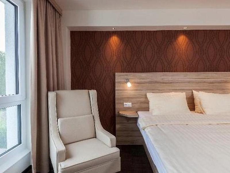 FF08C4BB6295AFAAA9054E038DCB911D