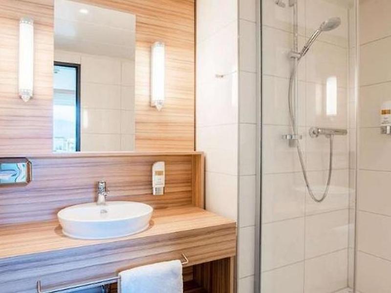 8DEE7EC546E9FD3D8BAA6A92C5E4EB5C