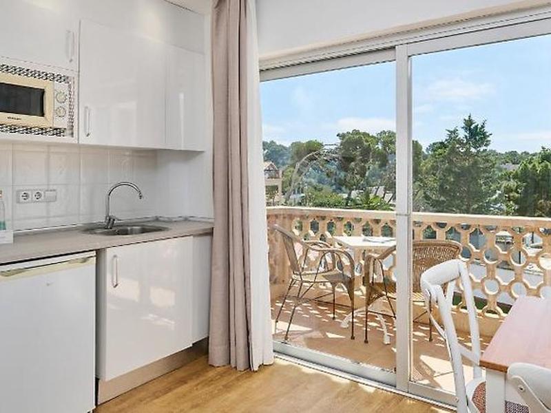 2F283FB27331E3E5F4674A59FA5764A2