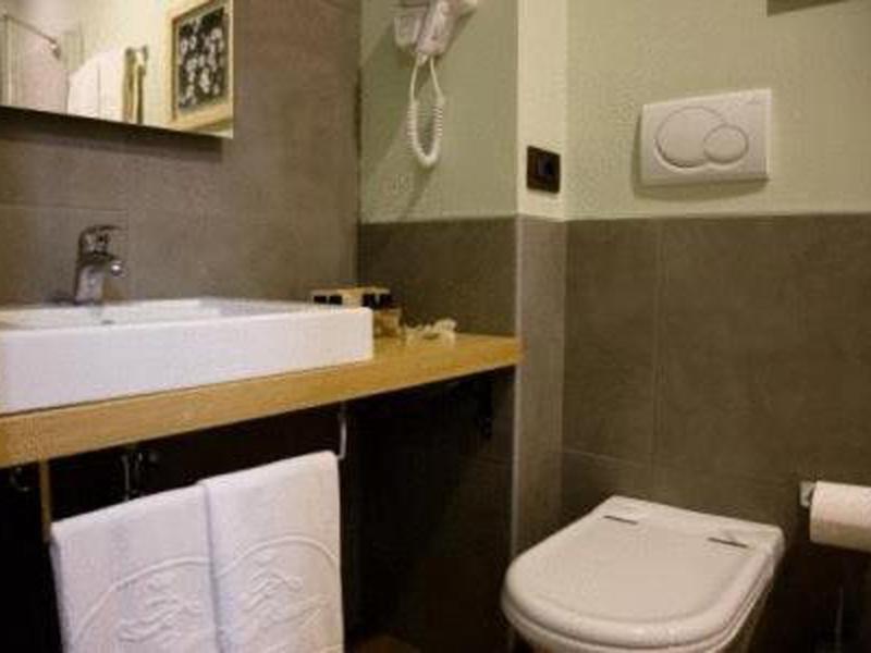 3F80FF4D964137F5BB4E47EAA6EB0E1D