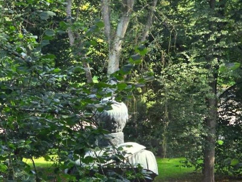 BB5EF1DF0A8774C8630669CB2C5DF6AA