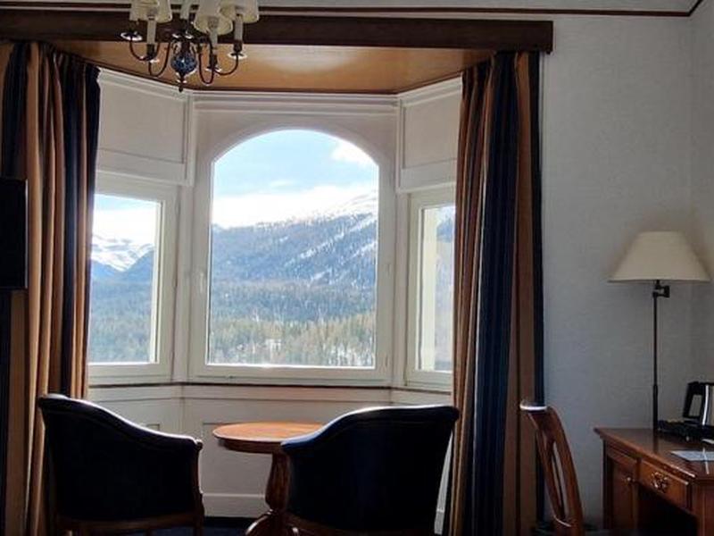 4E19C8C9F598BB4D4569F273B1164233