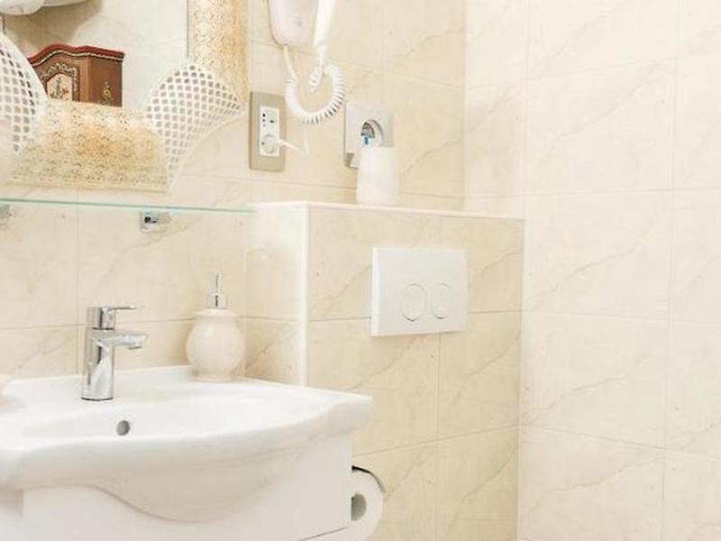 BF884F448940D8983B0482068D6C6567