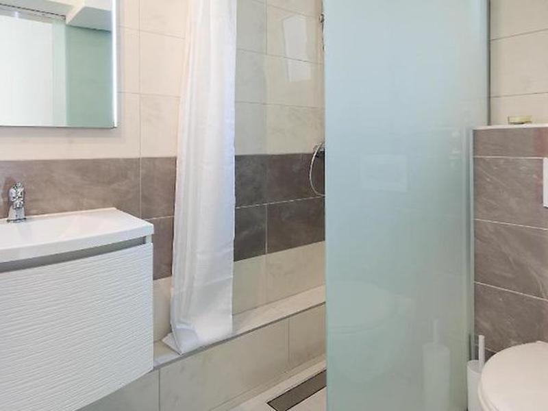 B08D50B652E7FC9F6514D9A70B1FEB6D