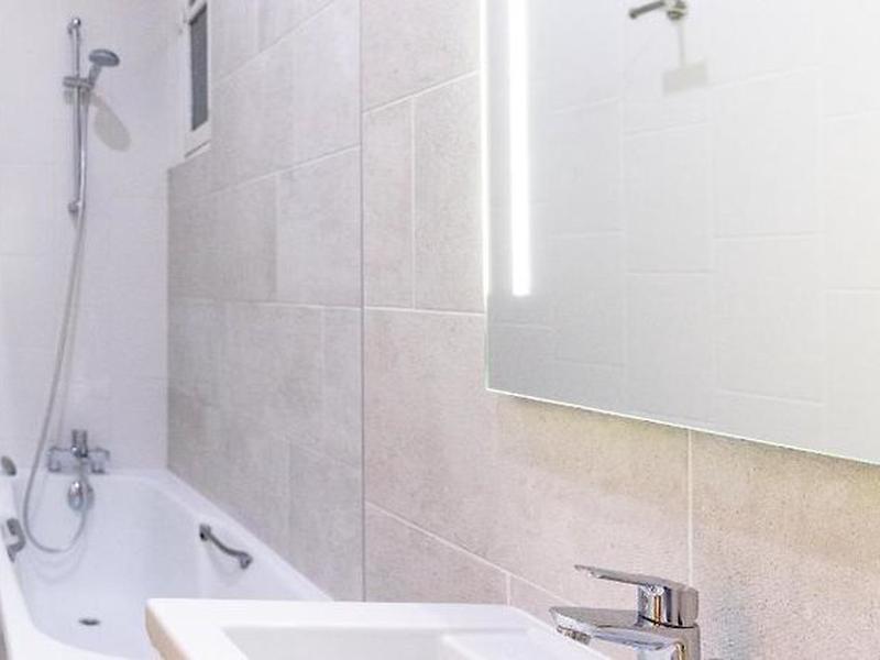 8B1DFA123FE1ADC806EFF6F4533C14A6