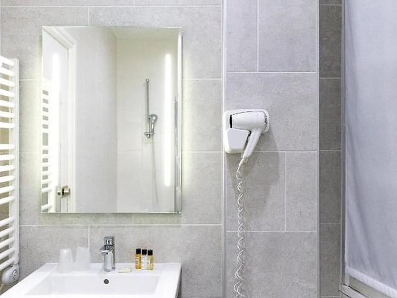 DF70624444E0999807DB83D7982EF78F