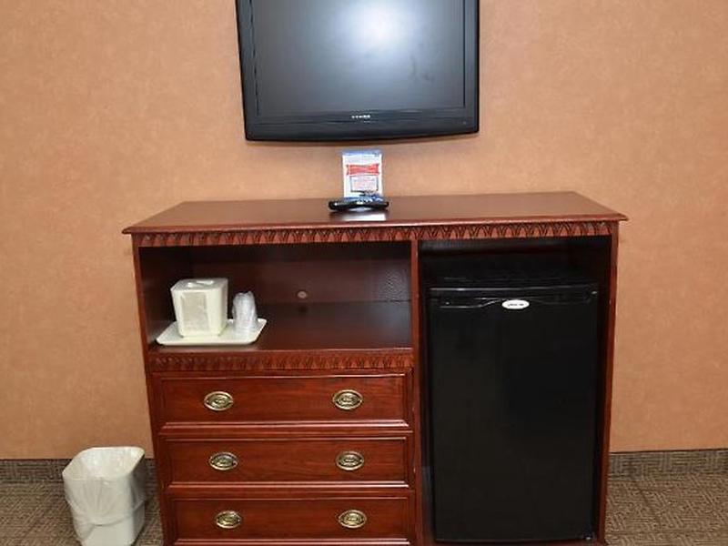 C08CC2BE93960C402A327C01A1E00641