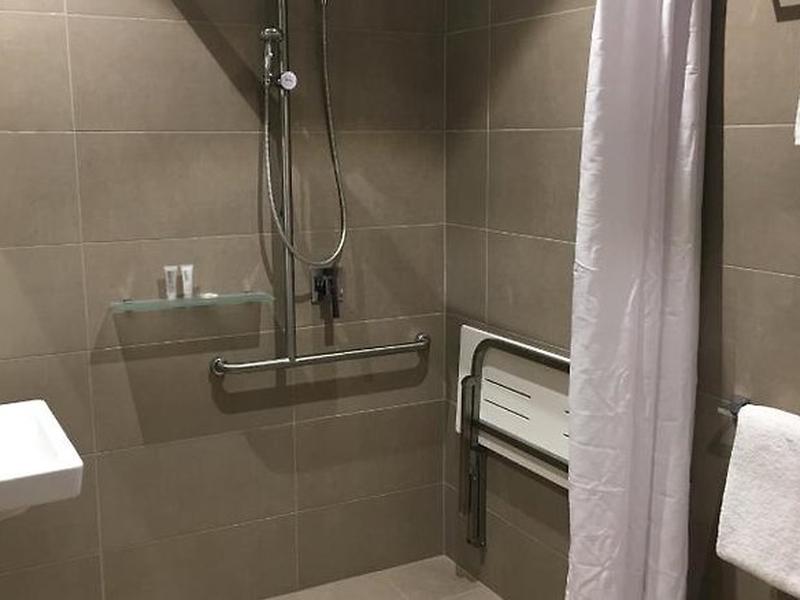 76670834752453F733250A1179722562